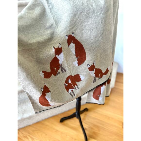 Warm Toned Beige Fox Print Oversize Shawl Scarf - Picture 2 of 5